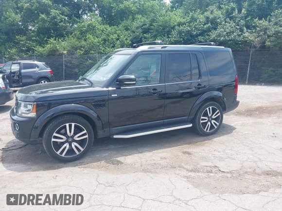 ✅ 2016 Land Rover LR4 HSE Lux • VIN: SALAK2V61GA846125 • Лот: 42626249. Опубликован ранее на IAAI с пробегом 151 281 миль. Бесплатный доступ к архиву аукционных продаж из США и подробный отчёт об истории автомобиля на DreamBid. Изображение 2.