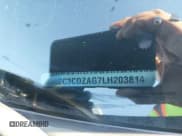 ✅ 2020 Dodge Challenger SXT • VIN: 2C3CDZAG7LH203814 • Lot: 43610375. Listed on IAAI with 104,408 mi. Free auction sales archive from the USA and detailed vehicle history report at DreamBid. Image 9.