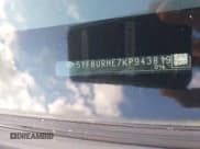 ✅ 2019 Toyota Corolla LE • VIN: 5YFBURHE7KP943819 • Lot: 43467204. Wystawiony na IAAI z przebiegiem 40 688 mil. Bezpłatny archiwum sprzedaży aukcyjnych z USA i szczegółowy raport historii pojazdu na DreamBid. Zdjęcie 9.