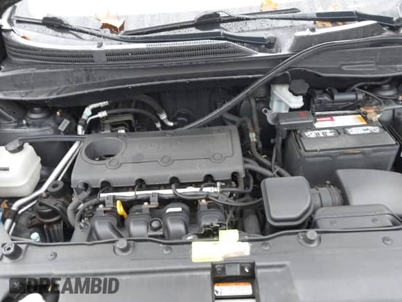 2010 Hyundai Tucson GLS with VIN KM8JUCAC8AU042134, listed as a IAAI auction lot 43564698 with 77,937 mi miles and . Bid and sale history available at DreamBid. Image 10.