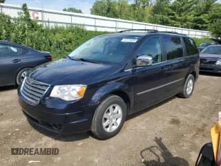 ✅ 2010 Chrysler Town & Country Touring Plus • VIN: 2A4RR8DX7AR382080 • Lot: 67371025. Wystawiony na Copart z przebiegiem 148 531 mil. Bezpłatny archiwum sprzedaży aukcyjnych z USA i szczegółowy raport historii pojazdu na DreamBid. Zdjęcie 1.