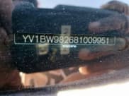 ✅ 2008 Volvo V70 • VIN: YV1BW982681009951 • Lot: 90241335. Listed on Copart with 135,567 mi. Free auction sales archive from the USA and detailed vehicle history report at DreamBid. Image 13.