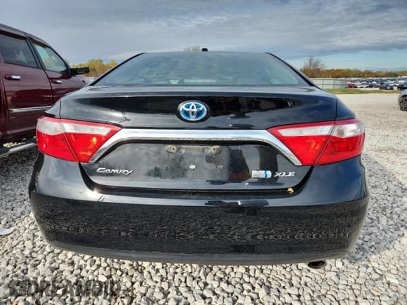 ✅ 2015 Toyota Camry LE • VIN: 4T1BD1FK6FU170226 • Лот: 87199025. Опубликован ранее на Copart с пробегом 157 123 миль. Бесплатный доступ к архиву аукционных продаж из США и подробный отчёт об истории автомобиля на DreamBid. Изображение 6.
