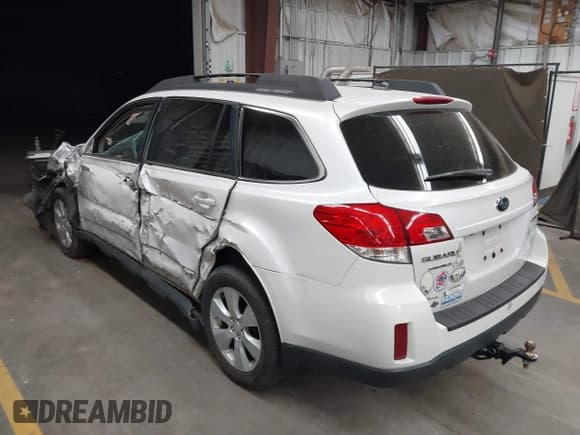 ✅ 2011 Subaru Outback Limited Power Moon • VIN: 4S4BRCLC3B3352881 • Lot: 43630168. Wystawiony na IAAI z przebiegiem 200 208 mil. Bezpłatny archiwum sprzedaży aukcyjnych z USA i szczegółowy raport historii pojazdu na DreamBid. Zdjęcie 3.