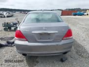 ✅ 2005 Acura RL • VIN: JH4KB16525C006978 • Lot: 41800979. Wystawiony na IAAI z przebiegiem 213 501 mil. Bezpłatny archiwum sprzedaży aukcyjnych z USA i szczegółowy raport historii pojazdu na DreamBid. Zdjęcie 16.