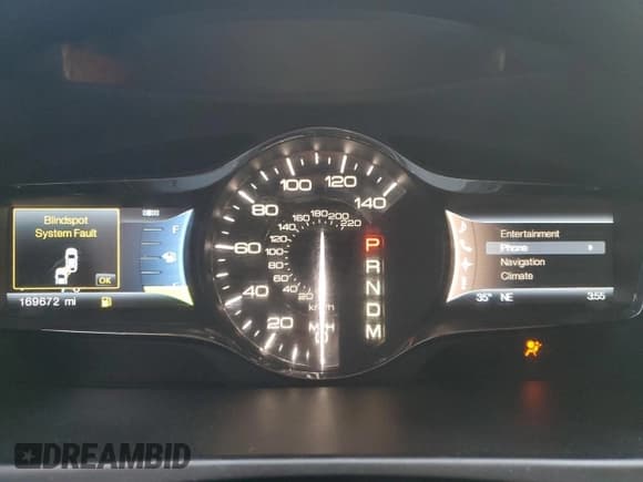 ✅ 2012 Lincoln MKX • VIN: 2LMDJ8JK5CBL11276 • Lot: 92096285. Wystawiony na Copart z przebiegiem 169 672 mil. Bezpłatny archiwum sprzedaży aukcyjnych z USA i szczegółowy raport historii pojazdu na DreamBid. Zdjęcie 9.