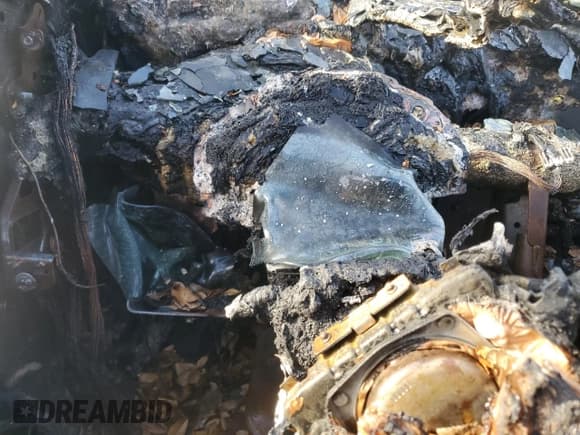 ✅ 2017 Acura RDX Advance • VIN: 5J8TB4H75HL033037 • Lot: 48394015. Listed on Copart with Not provided. Free auction sales archive from the USA and detailed vehicle history report at DreamBid. Image 9.