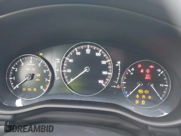 ✅ 2019 Mazda 3 Premium • VIN: 3MZBPAEM0KM101610 • Лот: 43720257. Опубликован ранее на IAAI с пробегом Не указан. Бесплатный доступ к архиву аукционных продаж из США и подробный отчёт об истории автомобиля на DreamBid. Изображение 15.