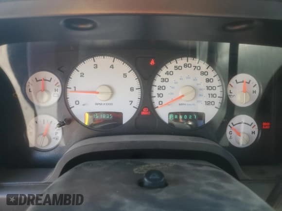 ✅ 2005 Dodge 1500 SLT • VIN: 1D7HA18D65S207927 • Lot: 81512645. Wystawiony na Copart z przebiegiem 151 835 mil. Bezpłatny archiwum sprzedaży aukcyjnych z USA i szczegółowy raport historii pojazdu na DreamBid. Zdjęcie 9.