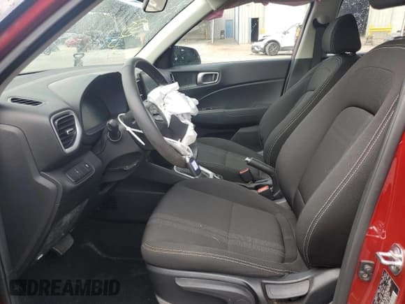 ✅ 2024 Hyundai Venue SEL • VIN: KMHRC8A31RU315915 • Lot: 77628814. Listed on Copart with 19,690 mi. Free auction sales archive from the USA and detailed vehicle history report at DreamBid. Image 7.