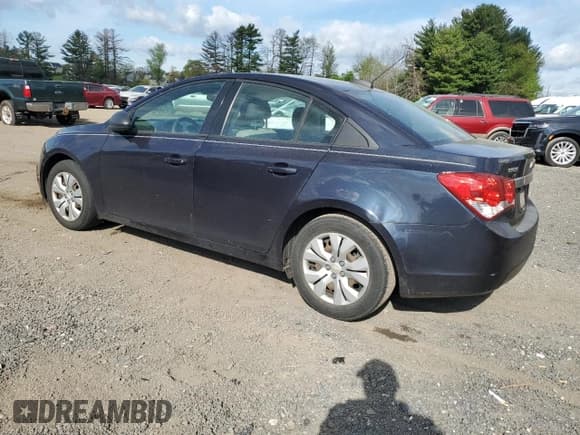 ✅ 2016 Chevrolet Cruze LS • VIN: 1G1PB5SG1G7217776 • Lot: 53809165. Listed on Copart with 160,053 mi. Free auction sales archive from the USA and detailed vehicle history report at DreamBid. Image 2.