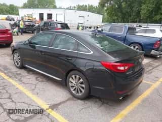 2017 Hyundai Sonata Sport z VIN 5NPE34AFXHH510474, wystawiony jako IAAI lot #42959458 z przebiegiem 160 125 mil mil oraz . Historia ofert i sprzedaży dostępna na DreamBid. Obrazek 3.