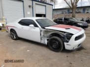 ✅ 2016 Dodge Challenger R/T • VIN: 2C3CDZBT0GH171581 • Lot: 45945064. Wystawiony na Copart z przebiegiem 74 381 mil. Bezpłatny archiwum sprzedaży aukcyjnych z USA i szczegółowy raport historii pojazdu na DreamBid. Zdjęcie 4.