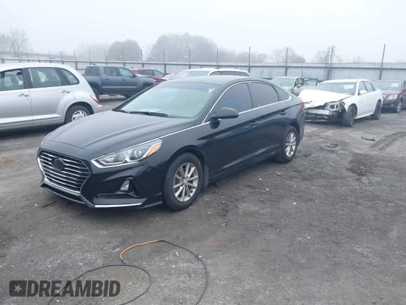 ✅ 2018 Hyundai Sonata SE • VIN: 5NPE24AF0JH666953 • Лот: 41487620. Опубликован ранее на IAAI с пробегом 99 411 миль. Бесплатный доступ к архиву аукционных продаж из США и подробный отчёт об истории автомобиля на DreamBid. Изображение 17.