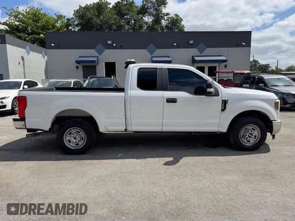 ✅ 2019 Ford F-250 XL • VIN: 1FT7X2A60KEC91808 • Лот: 69385835. Опубликован ранее на Copart с пробегом 101 633 миль. Бесплатный доступ к архиву аукционных продаж из США и подробный отчёт об истории автомобиля на DreamBid. Изображение 13.