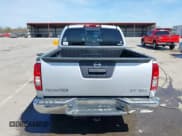 ✅ 2018 Nissan Frontier SL • VIN: 1N6AD0EV4JN747521 • Lot: 42010805. Listed on IAAI with 108,615 mi. Free auction sales archive from the USA and detailed vehicle history report at DreamBid. Image 16.