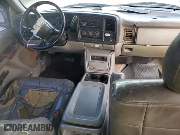 ✅ 2000 Chevrolet Silverado 1500 LS • VIN: 2GCEC19TXY1386796 • Лот: 81046764. Опубликован ранее на Copart с пробегом 211 891 миль. Бесплатный доступ к архиву аукционных продаж из США и подробный отчёт об истории автомобиля на DreamBid. Изображение 8.