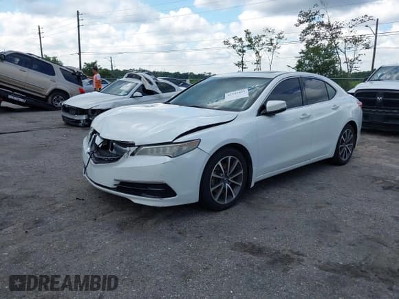 ✅ 2015 Acura TLX Technology • VIN: 19UUB2F58FA009298 • Lot: 42945451. Listed on IAAI with 206,484 mi. Free auction sales archive from the USA and detailed vehicle history report at DreamBid. Image 2.