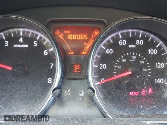 ✅ 2014 Nissan Note S • VIN: 3N1CE2CP6EL392806 • Lot: 42793596. Wystawiony na IAAI z przebiegiem 188 065 mil. Bezpłatny archiwum sprzedaży aukcyjnych z USA i szczegółowy raport historii pojazdu na DreamBid. Zdjęcie 7.