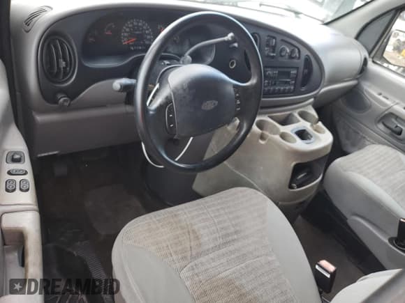 ✅ 2000 Ford Econoline Passenger XL • VIN: 1FBSS31L8YHB58360 • Лот: 71210605. Опубликован ранее на Copart с пробегом 119 842 миль. Бесплатный доступ к архиву аукционных продаж из США и подробный отчёт об истории автомобиля на DreamBid. Изображение 8.