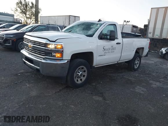 ✅ 2015 Chevrolet Silverado 2500HD Work Truck • VIN: 1GC0KUEG8FZ533922 • Lot: 43788328. Listed on IAAI with 82,758 mi. Free auction sales archive from the USA and detailed vehicle history report at DreamBid. Image 18.