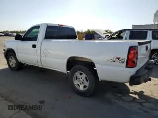 ✅ 2006 Chevrolet Silverado 1500 Work Truck • VIN: 1GCEK14V06E163383 • Лот: 73017254. Опубликован ранее на Copart с пробегом 341 298 миль. Бесплатный доступ к архиву аукционных продаж из США и подробный отчёт об истории автомобиля на DreamBid. Изображение 2.