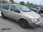 ✅ 2000 Toyota Sienna CE • VIN: 4T3GF19C0YU240639 • Lot: 42472106. Listed on IAAI with 142,456 mi. Free auction sales archive from the USA and detailed vehicle history report at DreamBid. Image 1.