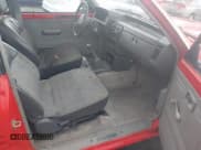 ✅ 1989 Mazda B-Series • VIN: JM2UF6148K0781675 • Lot: 42228983. Listed on IAAI with 88,940 mi. Free auction sales archive from the USA and detailed vehicle history report at DreamBid. Image 5.