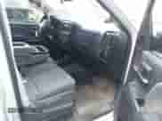 2019 Chevrolet Silverado 2500HD Work Truck z VIN 2GC2KREG1K1180903, wystawiony jako IAAI lot #42877345 z przebiegiem 97 028 mil mil oraz . Historia ofert i sprzedaży dostępna na DreamBid. Obrazek 5.