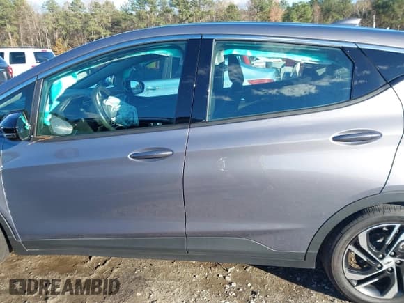 ✅ 2023 Chevrolet Bolt EV 2LT • VIN: 1G1FX6S06P4151216 • Lot: 40927615. Wystawiony na IAAI z przebiegiem 10 859 mil. Bezpłatny archiwum sprzedaży aukcyjnych z USA i szczegółowy raport historii pojazdu na DreamBid. Zdjęcie 14.