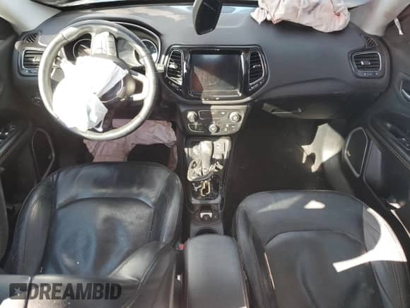 2018 Jeep Compass Limited с VIN 3C4NJDCB0JT168619, выставлен на аукционе Copart как лот 42198375 с пробегом 131 196 миль миль и Списание • Salvage title. История ставок и продаж доступна на DreamBid. Изображение 8.