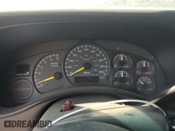 ✅ 1999 GMC Sierra 1500 SLE • VIN: 2GTEK19T1X1502307 • Лот: 70533565. Опубликован ранее на Copart с пробегом Не указан. Бесплатный доступ к архиву аукционных продаж из США и подробный отчёт об истории автомобиля на DreamBid. Изображение 9.