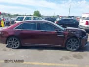 ✅ 2017 Lincoln Continental Reserve • VIN: 1LN6L9RP3H5603007 • Lot: 42373501. Listed on IAAI with 73,029 mi. Free auction sales archive from the USA and detailed vehicle history report at DreamBid. Image 13.