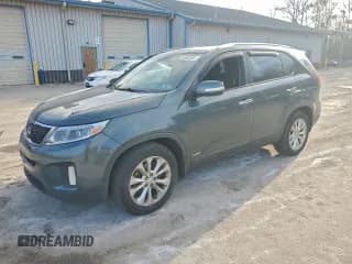 ✅ 2014 Kia Sorento EX • VIN: 5XYKUDA73EG497465 • Lot: 96682805. Wystawiony na Copart z przebiegiem 156 097 mil. Bezpłatny archiwum sprzedaży aukcyjnych z USA i szczegółowy raport historii pojazdu na DreamBid. Zdjęcie 1.