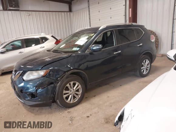 ✅ 2015 Nissan Rogue S • VIN: KNMAT2MVXFP530330 • Lot: 42881394. Wystawiony na IAAI z przebiegiem 88 020 mil. Bezpłatny archiwum sprzedaży aukcyjnych z USA i szczegółowy raport historii pojazdu na DreamBid. Zdjęcie 2.