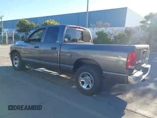 ✅ 2002 Dodge 1500 • VIN: 3D7HA18Z92G125222 • Lot: 43606577. Wystawiony na IAAI z przebiegiem 125 190 mil. Bezpłatny archiwum sprzedaży aukcyjnych z USA i szczegółowy raport historii pojazdu na DreamBid. Zdjęcie 3.