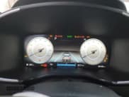 ✅ 2023 Hyundai Santa Fe SEL • VIN: 5NMS3DAJ3PH531718 • Lot: 68720614. Wystawiony na Copart z przebiegiem 34 135 mil. Bezpłatny archiwum sprzedaży aukcyjnych z USA i szczegółowy raport historii pojazdu na DreamBid. Zdjęcie 9.