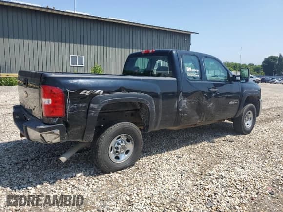 ✅ 2008 Chevrolet Silverado 2500HD 1LT • VIN: 1GCHK29K78E148741 • Lot: 63914665. Wystawiony na Copart z przebiegiem 201 562 mil. Bezpłatny archiwum sprzedaży aukcyjnych z USA i szczegółowy raport historii pojazdu na DreamBid. Zdjęcie 3.