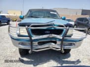 ✅ 1998 Ford F-250 • VIN: 1FTPX28L0WKB51597 • Lot: 61813065. Listed on Copart with 206,958 mi. Free auction sales archive from the USA and detailed vehicle history report at DreamBid. Image 5.