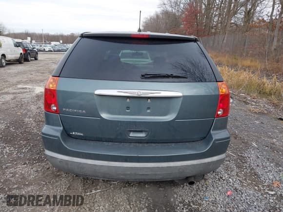 ✅ 2007 Chrysler Pacifica • VIN: 2A8GM48LX7R326101 • Lot: 43781781. Listed on IAAI with 181,157 mi. Free auction sales archive from the USA and detailed vehicle history report at DreamBid. Image 16.