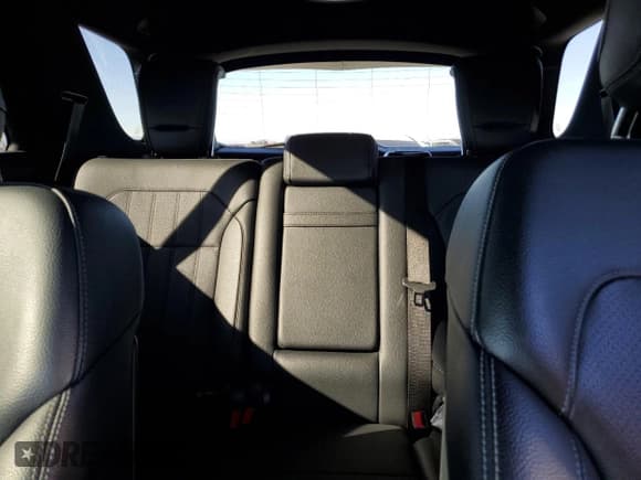 ✅ 2019 Mercedes-Benz GLE 43 AMG • VIN: 4JGDA6EB4KB187869 • Lot: 79894504. Listed on Copart with 43,329 mi. Free auction sales archive from the USA and detailed vehicle history report at DreamBid. Image 10.