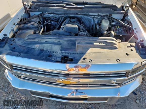 ✅ 2015 Chevrolet Silverado 2500HD LT • VIN: 1GC1KVEG3FF165208 • Lot: 90517925. Wystawiony na Copart z przebiegiem 311 427 mil. Bezpłatny archiwum sprzedaży aukcyjnych z USA i szczegółowy raport historii pojazdu na DreamBid. Zdjęcie 11.