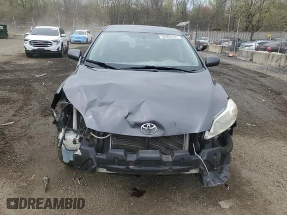 ✅ 2010 Toyota Matrix S • VIN: 2T1LE4EE0AC015812 • Lot: 52496185. Wystawiony na Copart z przebiegiem 205 767 mil. Bezpłatny archiwum sprzedaży aukcyjnych z USA i szczegółowy raport historii pojazdu na DreamBid. Zdjęcie 5.