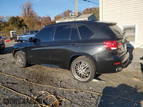 ✅ 2018 BMW X5 xDrive35i • VIN: 5UXKR0C57J0Y05886 • Лот: 91528005. Опубликован ранее на Copart с пробегом 90 449 миль. Бесплатный доступ к архиву аукционных продаж из США и подробный отчёт об истории автомобиля на DreamBid. Изображение 2.