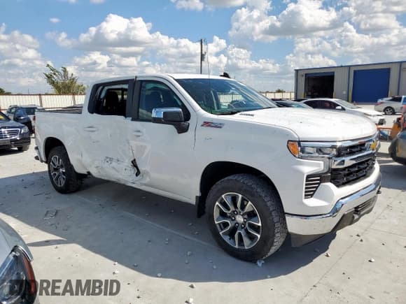 ✅ 2025 Chevrolet Silverado 1500 • VIN: 1GCUKDE87SZ289264 • Lot: 81704135. Wystawiony na Copart z przebiegiem 952 mil. Bezpłatny archiwum sprzedaży aukcyjnych z USA i szczegółowy raport historii pojazdu na DreamBid. Zdjęcie 4.