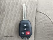 ✅ 2014 Toyota Corolla LE Eco • VIN: 2T1BPRHE9EC030863 • Lot: 42877306. Wystawiony na IAAI z przebiegiem 155 453 mil. Bezpłatny archiwum sprzedaży aukcyjnych z USA i szczegółowy raport historii pojazdu na DreamBid. Zdjęcie 11.