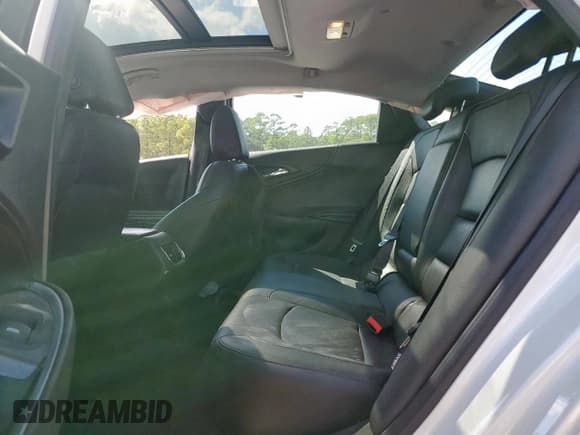 ✅ 2018 Chevrolet Malibu LT • VIN: 1G1ZD5ST9JF147358 • Lot: 84956595. Listed on Copart with 98,709 mi. Free auction sales archive from the USA and detailed vehicle history report at DreamBid. Image 10.