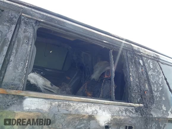 ✅ 2021 GMC Yukon XL AT4 • VIN: 1GKS2HKD7MR373365 • Лот: 42670997. Опубликован ранее на IAAI с пробегом 62 158 миль. Бесплатный доступ к архиву аукционных продаж из США и подробный отчёт об истории автомобиля на DreamBid. Изображение 12.