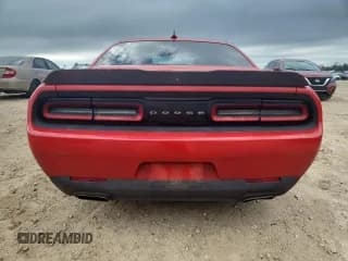 ✅ 2015 Dodge Challenger SXT Plus • VIN: 2C3CDZBG6FH911183 • Lot: 87022375. Wystawiony na Copart z przebiegiem Nie podano. Bezpłatny archiwum sprzedaży aukcyjnych z USA i szczegółowy raport historii pojazdu na DreamBid. Zdjęcie 6.