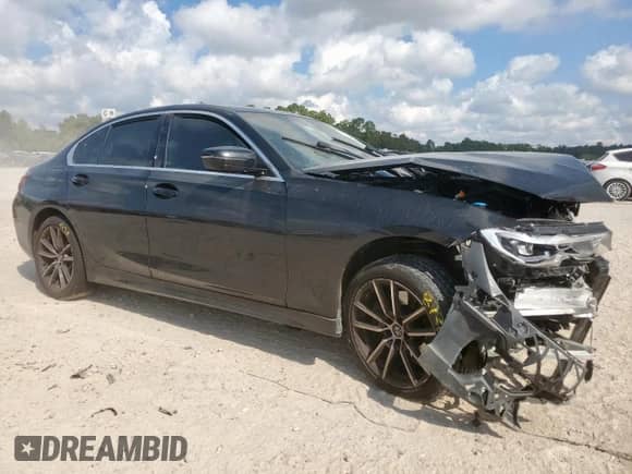 2022 BMW 3 Series 330i z VIN 3MW5R1J06N8C27011, wystawiony jako Copart lot #80242315 z przebiegiem Nie podano mil oraz Szkoda całkowita • Salvage title. Historia ofert i sprzedaży dostępna na DreamBid. Obrazek 4.